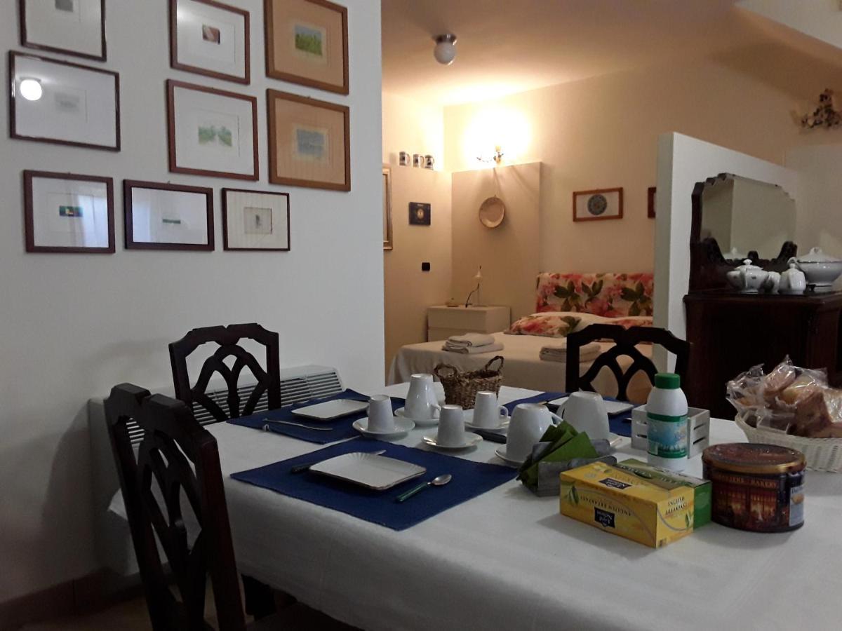 Casa Conte Bed & Breakfast Terracina Eksteriør bilde